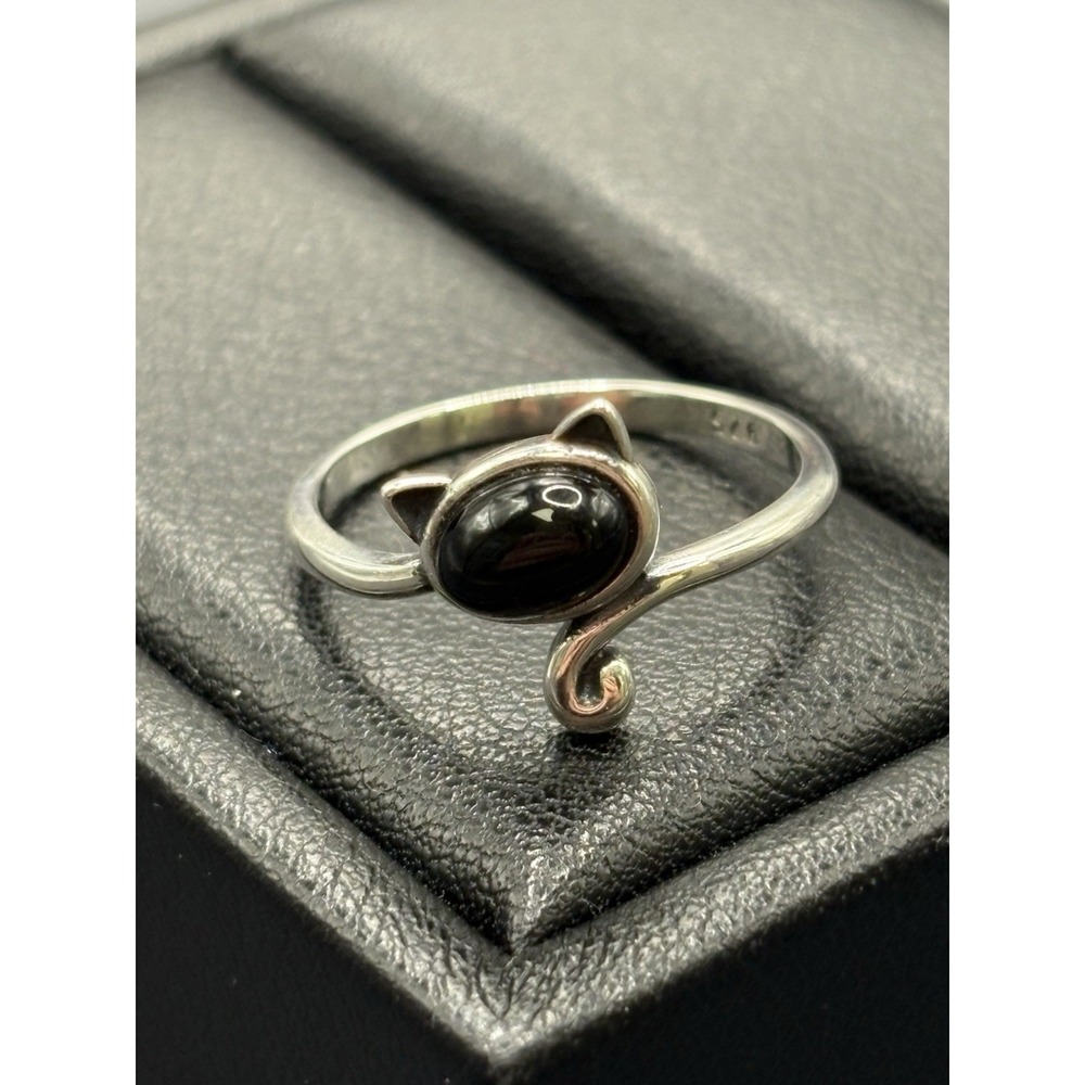 New Condition Sterling Silver Onyx Kitty Cat Ring Size 7 E2